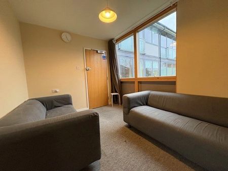 apartment to rent Anstey Way, Trumpington, Cambridge, Cambridgeshire, CB2 - Photo 2