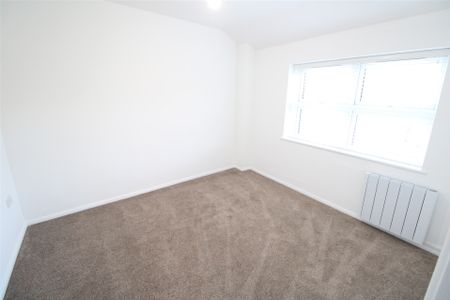 High Street, Wivenhoe, Colchester - Photo 3