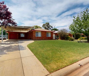 Your Dream Home Awaits! - Photo 5