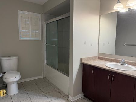 For Lease - 29 El Camino Way, Brampton, Ontario - Photo 5