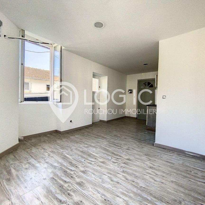 Location Appartement 1 pièce 21m² PAU 64000 - Photo 1