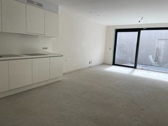 Ruim duplexappartement met twee slaapkamers en terras - Photo 1