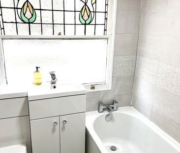 Studio Flat, Selborne Road, BN3 - Photo 3