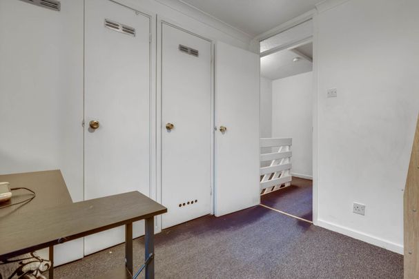 Kirkham Road, London - Photo 1