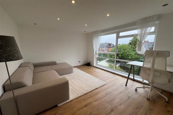 1 Bedroom Apartment Available Arranging tenancy - Photo 1