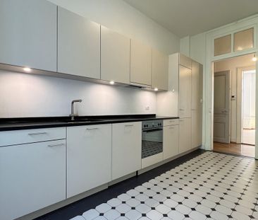 Moderne Altbauwohnung mit Balkon an zentraler Stadtlage - Photo 6