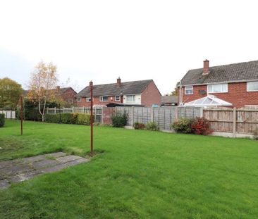 Bungalow in Ellesmere Way, Morton, Carlisle - Photo 6