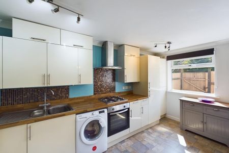 Studio to rent - Photo 5