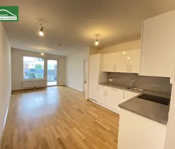 Lichtdurchflutete 2-Zimmer-Wohnung zwischen SCN und Lorettowiese! - Photo 1