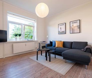 Møbleret 3-værelses lejlighed med parkering - Photo 1