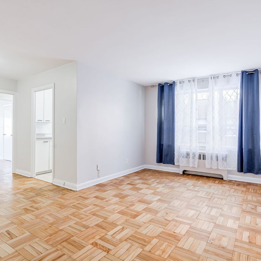 For Lease - 2846 Bloor Street Unit# 6, Toronto, Ontario - Photo 1