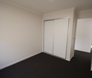 1 Lea Court, LAVINGTON NSW 2641 - Photo 3