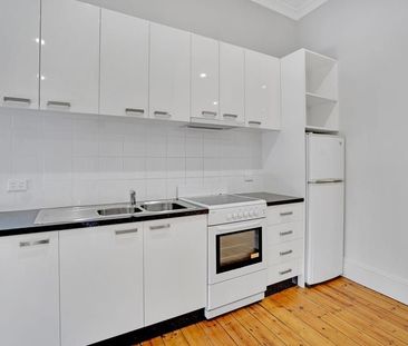 Charming 1-Bedroom Apartment in Launceston - Photo 2