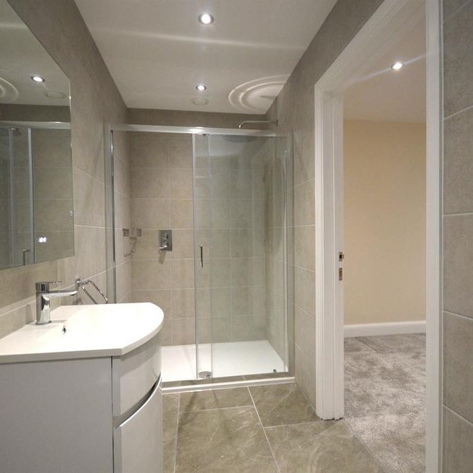 5 bedroom detached house to rent - Photo 1