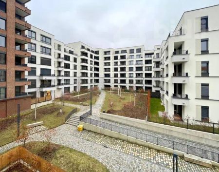Pronájem bytu 1+kk s oddělenou ložnicí, lodžií a sklepem. Celkem 46,5 m - Photo 2