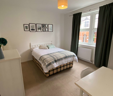 OX Living is proud to present this high-quality 6-bedroom co-living... - Photo 3