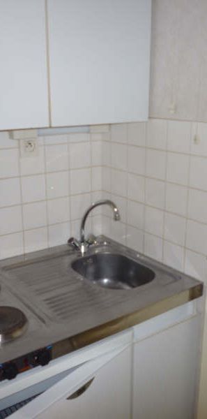 Location Appartement 1 pièce 18m² - Photo 1