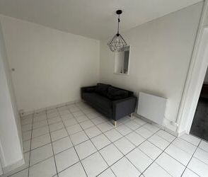 Location Appartement 2 pièces 35 m2 à Saint-Quentin - Photo 2