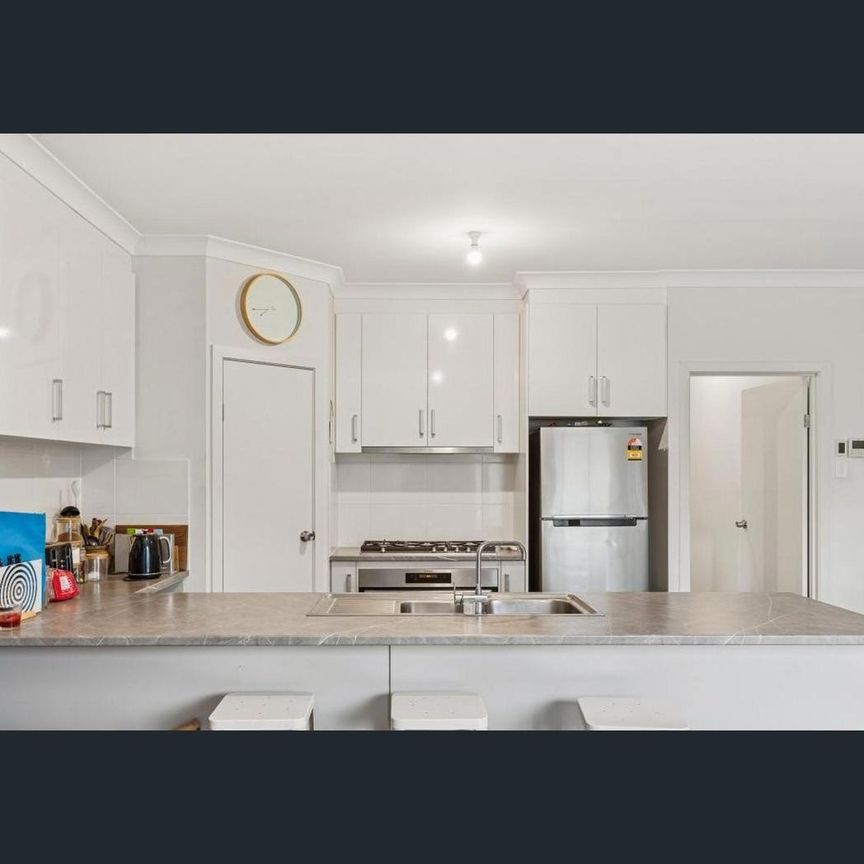 19 Pitt Street, Munno Para, SA 5115 - Photo 1