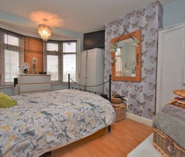 3 bedroom terraced house to rent - Photo 3