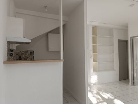 Location Appartement 2 pièces 32m² NARBONNE 11100 - Photo 5