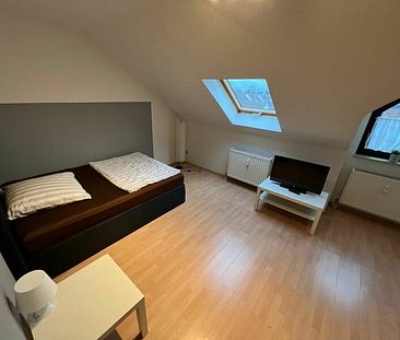 Wunderbare 1 Zimmerwohnung im Stadtteil Mannheim Rheinau - Photo 1