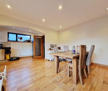 3 bedroom detached house to rent - Photo 3