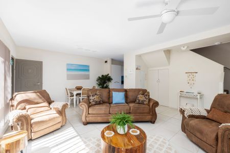 Large 2 Bedroom unit across from Fingal Bay Beach - Photo 3