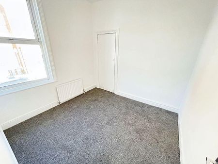Baring Street, South Shields, South Shields, Tyne and Wear, NE33 2DR - Photo 3