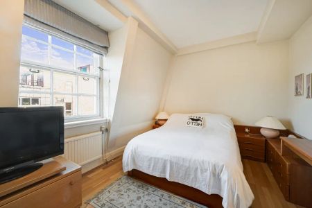 2 bedroom flat in 197-205 Brompton Road - Photo 2