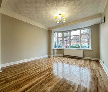 4 bedroom semi-detached house to rent - Photo 2