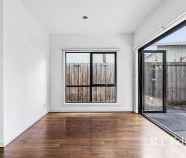 Thinking of selling? Contact our agent - Photo 3