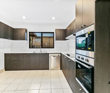 42 Willowie Road, Castle Cove NSW 2069 - House For Rent | Domain - Photo 5