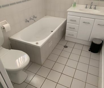 Tamworth Furnished Accommodation - North Tamworth - Photo 6