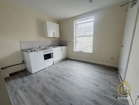 Studio to rent - Photo 3