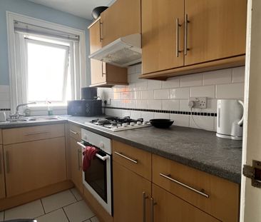 Ashley Road, Poole, Dorset, BH14 - Photo 2