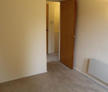 1 bedroom detached house to rent - Photo 2