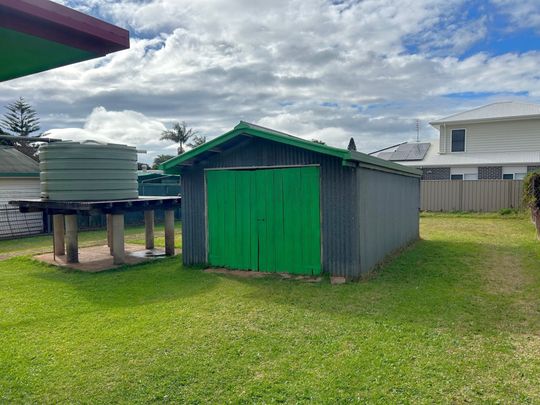 Room 3/8 Ranfurly Street, Newtown - Photo 1