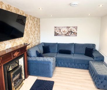 3 bedroom terraced house to rent - Photo 2