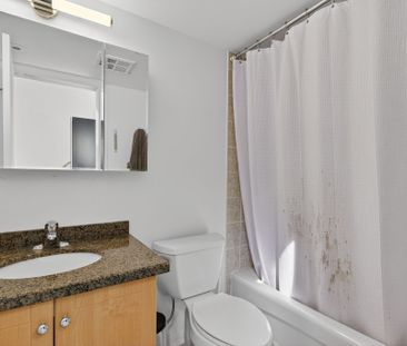 For Lease - 15 Laidlaw Street Unit# 606, Toronto, Ontario - Photo 4