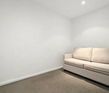 Discover luxury living redefined in this fully furnished oasis - Photo 2