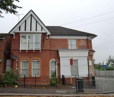 Wantage Road, Reading, RG30 - Photo 1