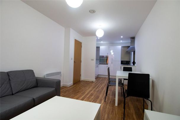 1 bedroom flat to rent - Photo 1