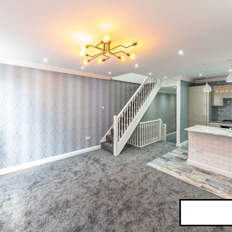 Room in a Shared Flat, Stanley Road, E12 - Photo 1