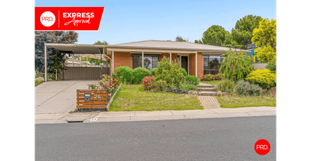 Inviting 3-Bedroom Home with Spacious Yard in Kangaroo Flat - Photo 3