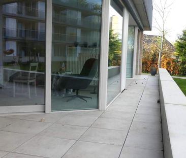 Appartement te huur in Oostduinkerke voor € 960 met 1 slaapkamer - Photo 2