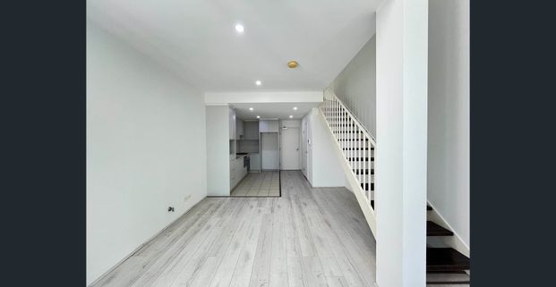 Rhodes High-Rise Waterfront 2B2B |Spacious Layout with Stunning Views - Photo 1