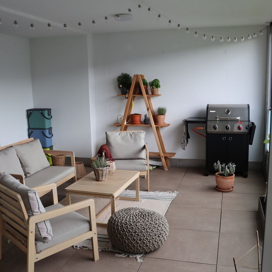 APPARTEMENT 31/2 PIÈCES À SURSEE (LU), MEUBLÉ, TEMPORAIRE - Photo 1