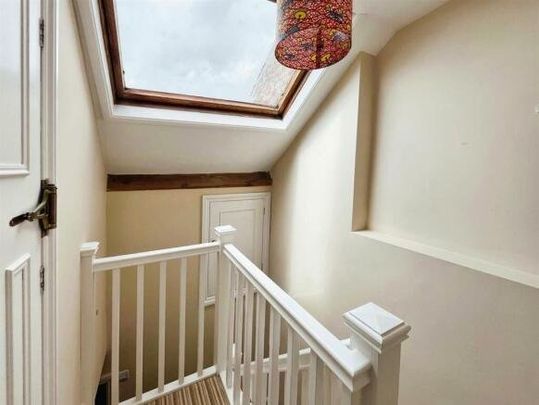 3 bedroom terraced house to rent - Photo 1