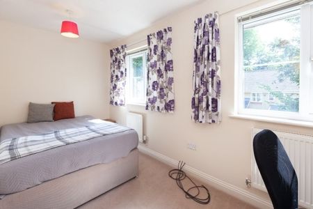 Demesne Furze, Headington - Photo 2